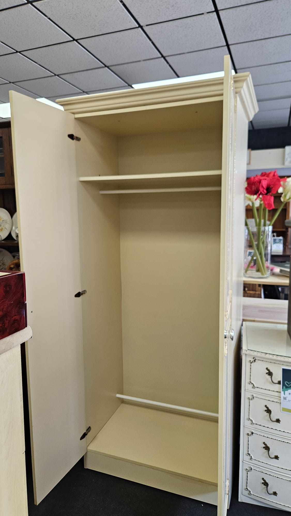 wardrobe